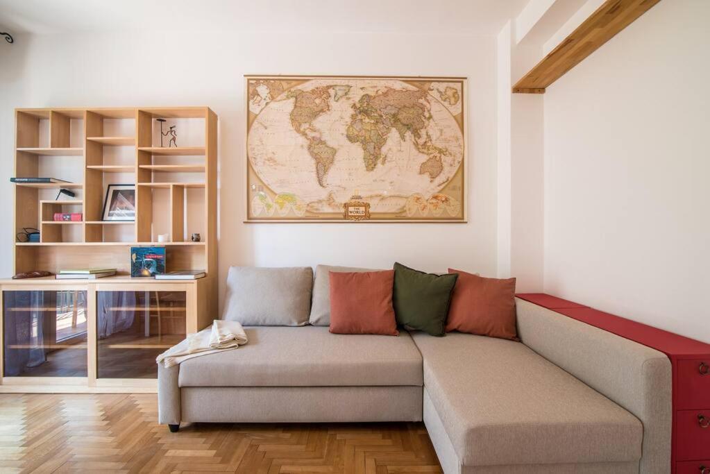 Enjoy Home - Bilocale Sulle Riviere A Due Passi Dalla Specola بادوفا المظهر الخارجي الصورة