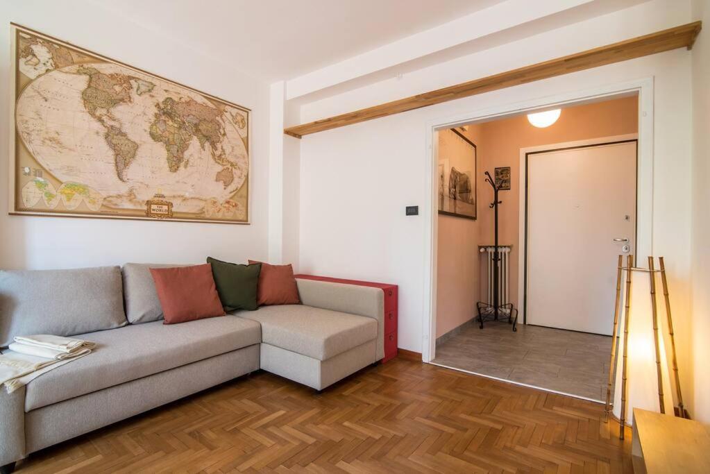 Enjoy Home - Bilocale Sulle Riviere A Due Passi Dalla Specola بادوفا المظهر الخارجي الصورة